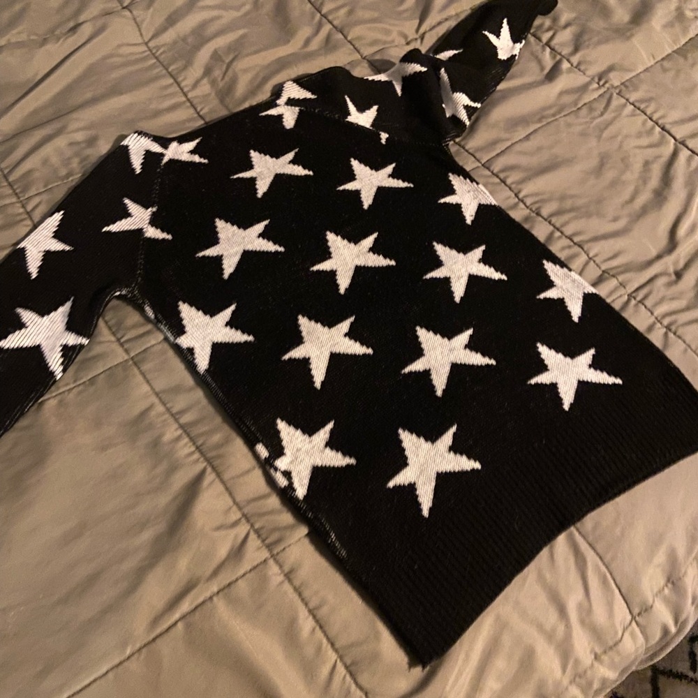Star sweater